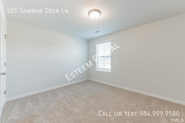 Building Photo - 105 Sambar Deer Ln