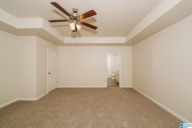 Building Photo - 180 Belmont Way