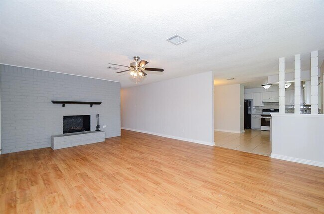 Building Photo - 22706 Coriander Dr