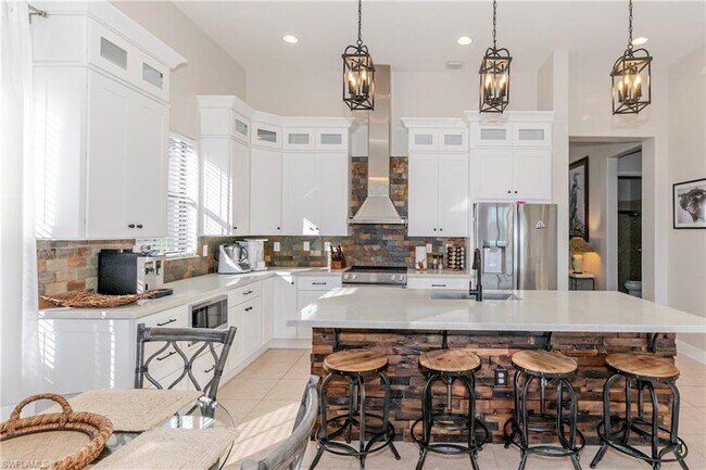 Building Photo - 5104 Salerno St