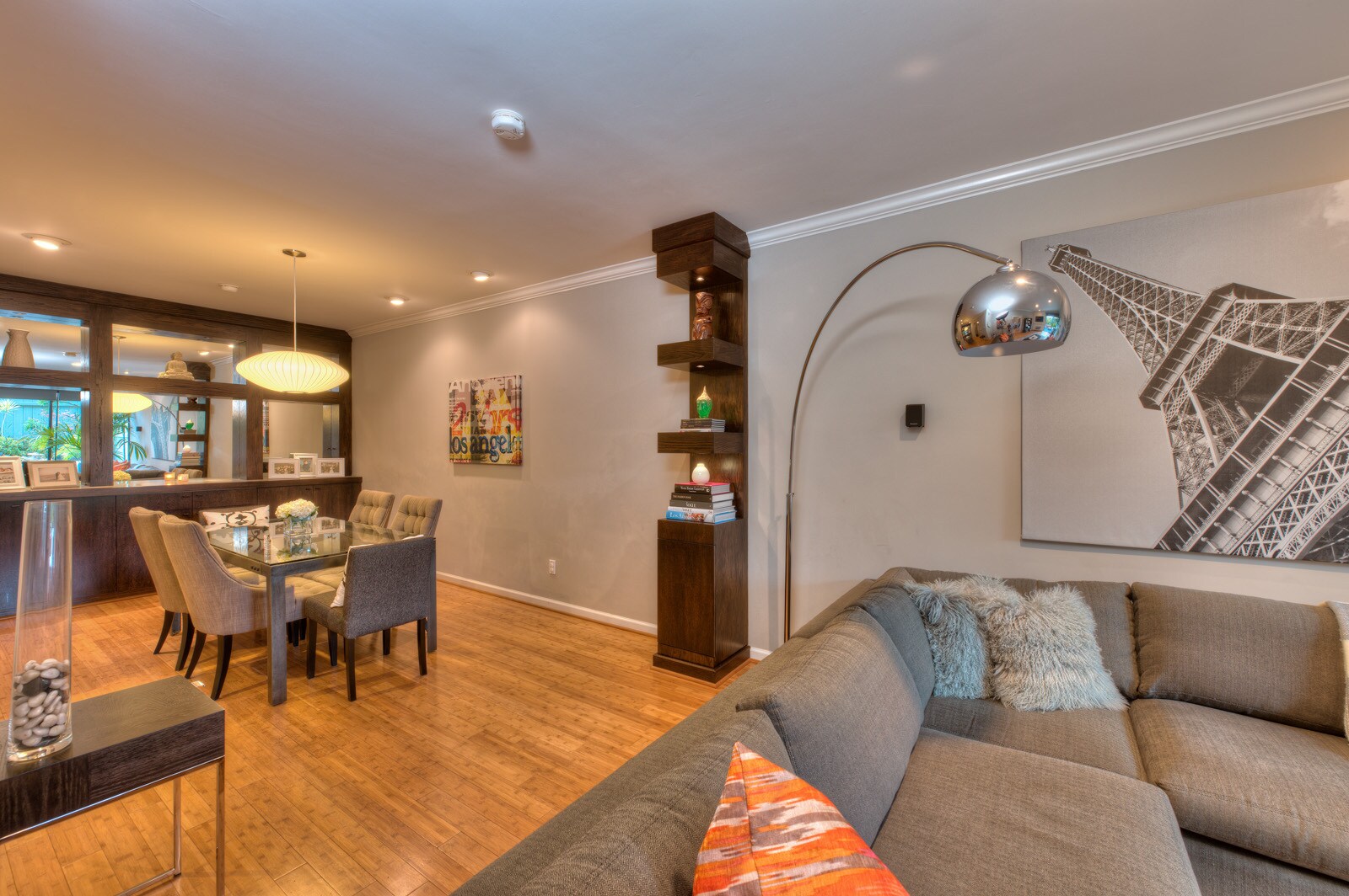 Building Photo - 2663 Centinela Ave