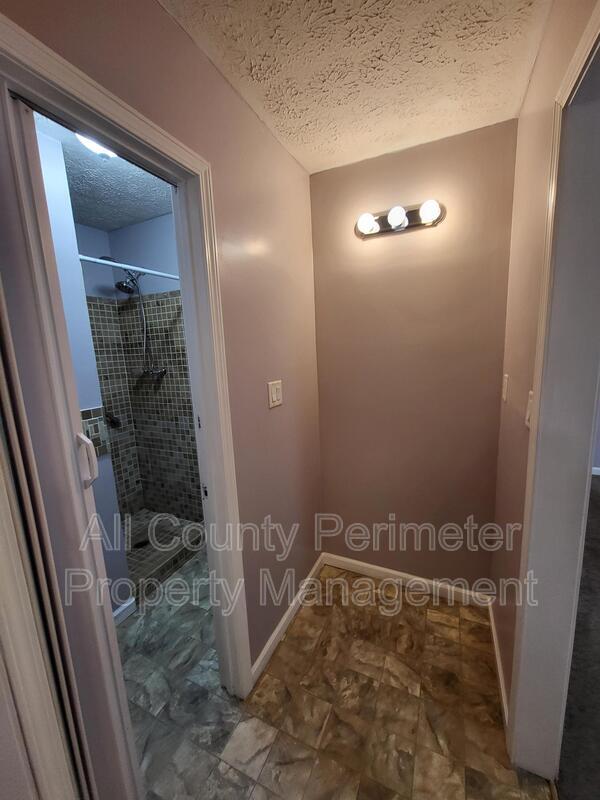 Building Photo - 339 Cheryl Ct