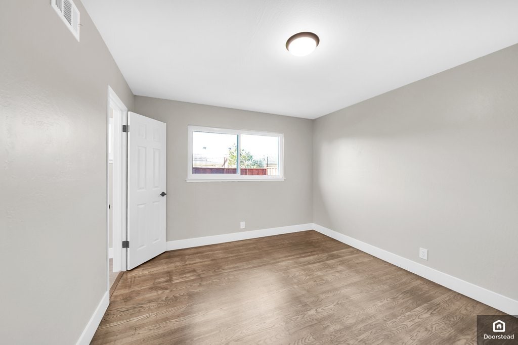 Building Photo - 25579 Calaroga Ave