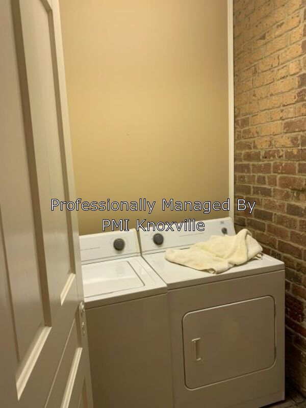 2333 Dandridge Ave 2333 Dandridge Ave Knoxville TN 37915 Apartment