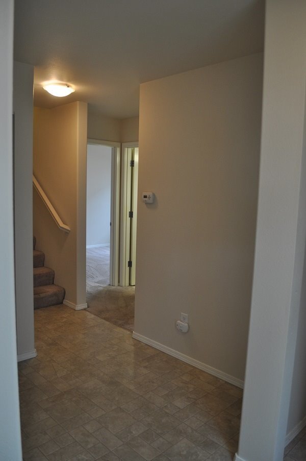 Building Photo - 3 Bedroom East Anchorage Condo!