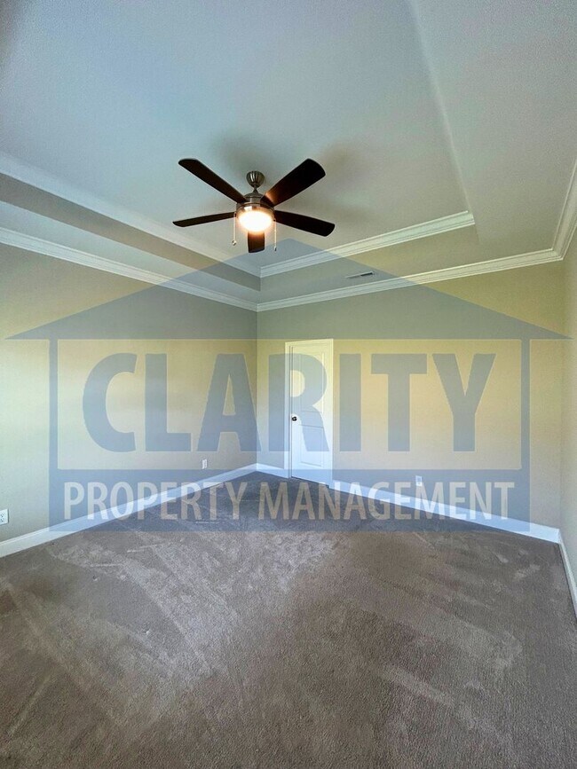 Building Photo - Modern two bedroom townhome!