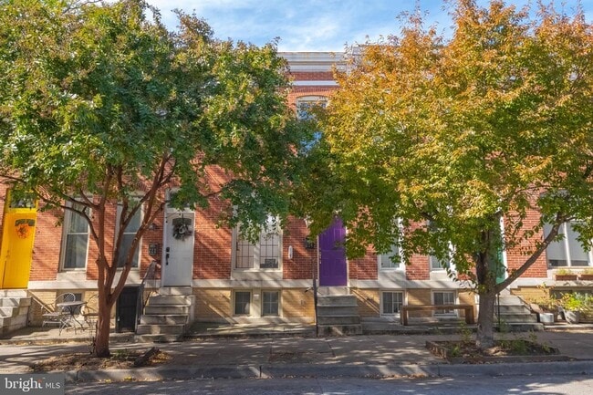 Primary Photo - 224 N Milton Ave