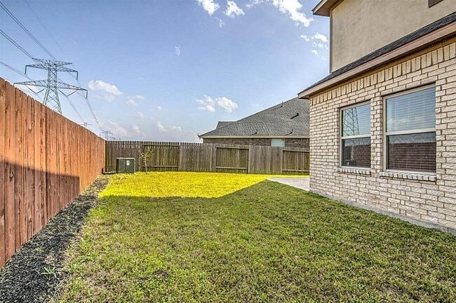 Building Photo - 8703 Seguin Cove Ln