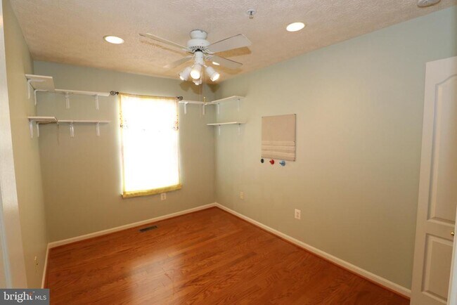 Building Photo - 3312 Hibiscus Ct