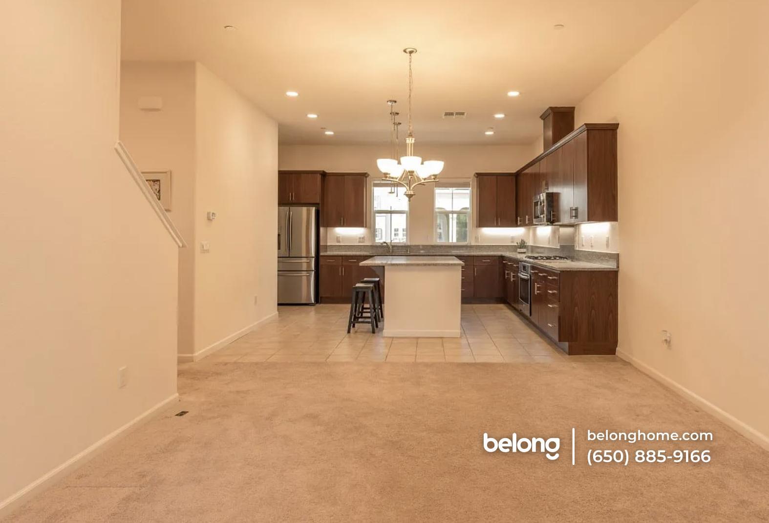 Building Photo - 39872 Sawyer Terrace