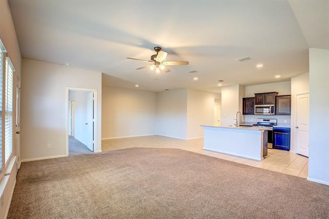 Building Photo - 16513 Milwaukee St