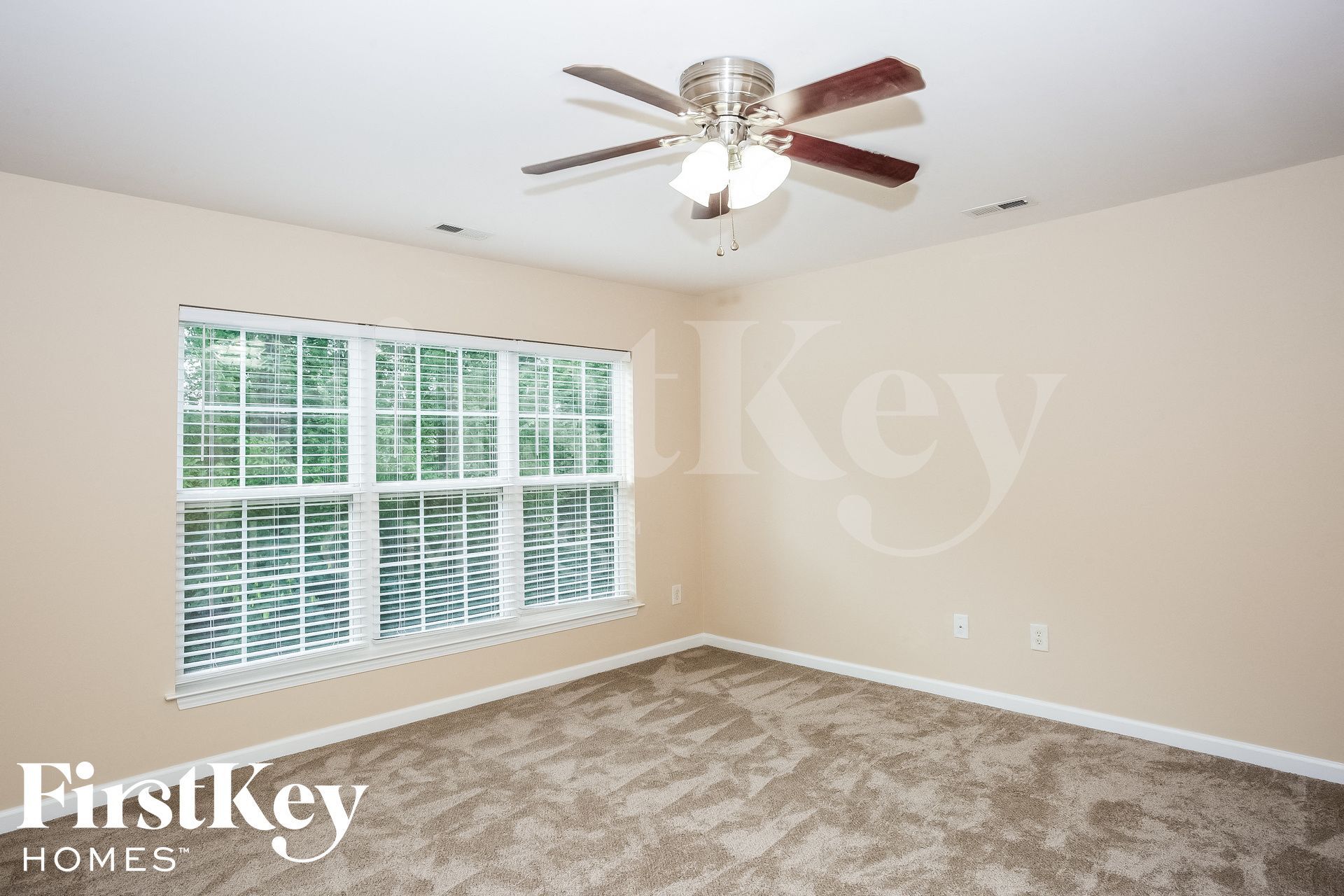 Building Photo - 4805 Walnut Grove St