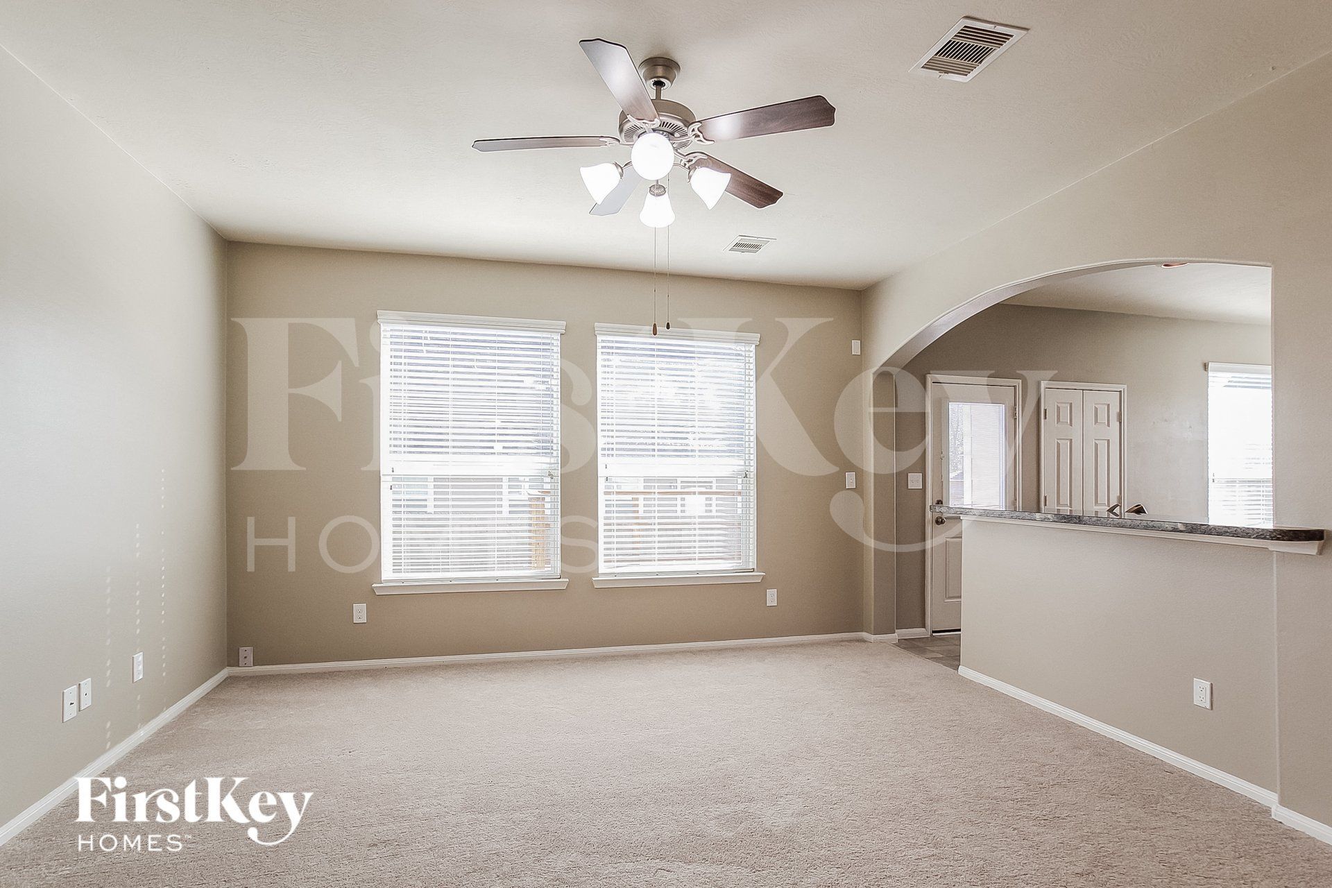 Building Photo - 16318 River Wood Ct