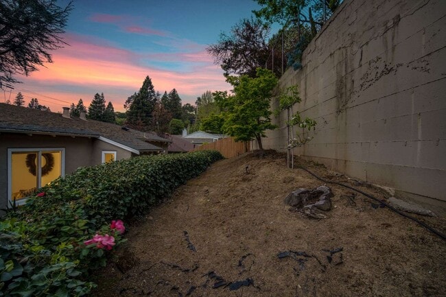 Building Photo - 5608 Colton Blvd