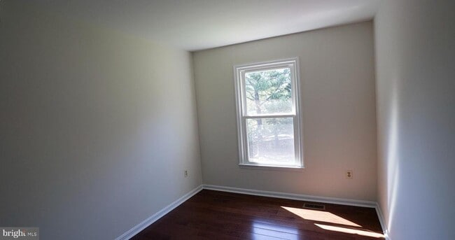 Building Photo - 10854 Monticello Ct