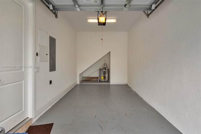 Building Photo - 22954 Clear Echo Dr