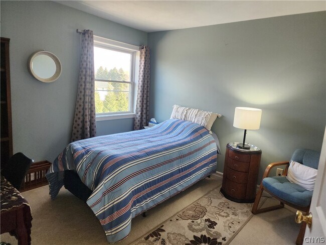 Building Photo - 4560 Providence Rd