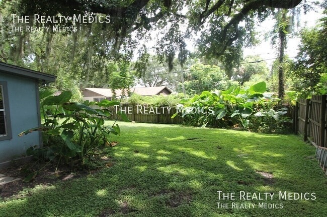 Building Photo - 1159 Fountainhead Dr