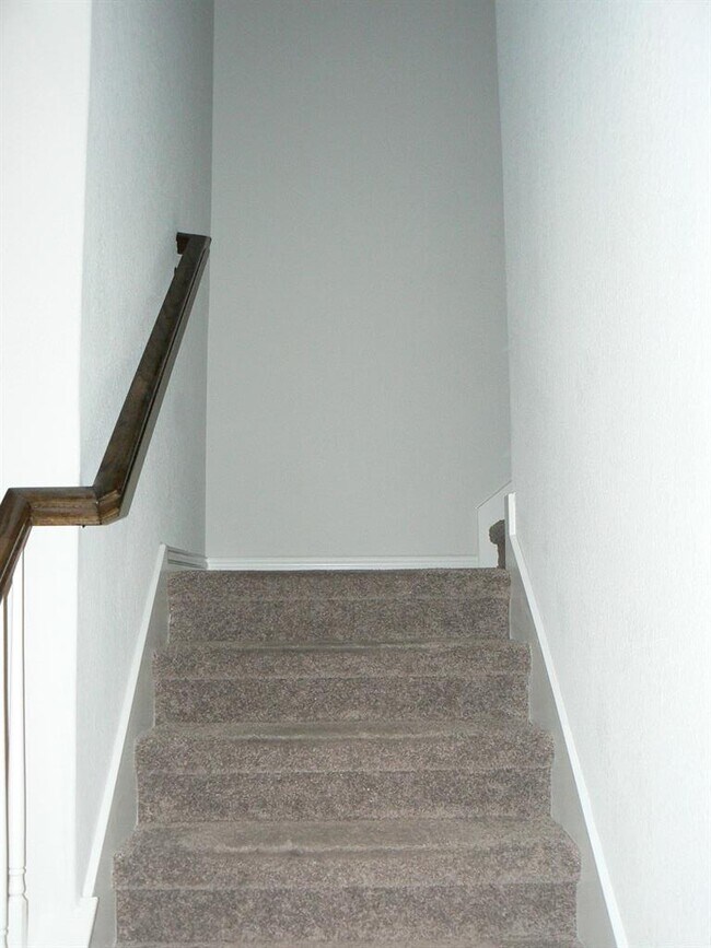 Building Photo - 5900 Bucine Cv