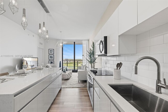 Building Photo - 101 Diplomat Pkwy