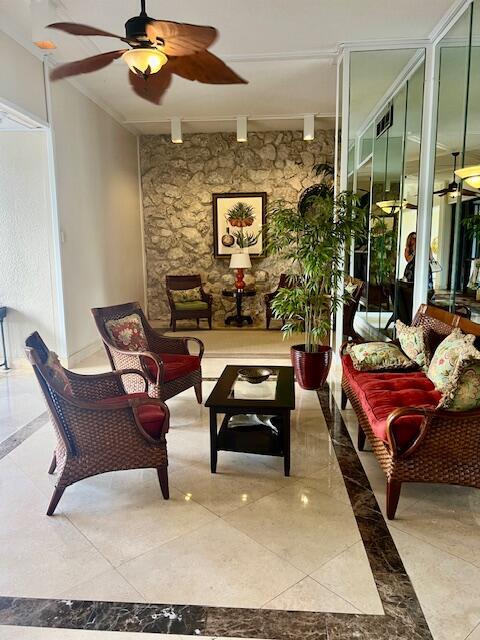 Building Photo - 5600 N Flagler Dr