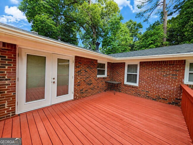 Building Photo - 2928 Belleau Ln SE
