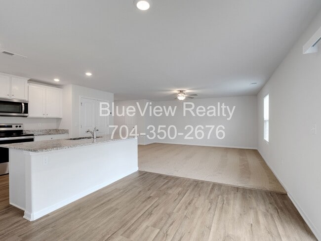 Building Photo - 9346 Creedmore Hills Dr