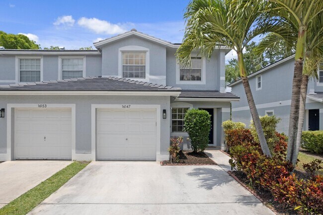 Building Photo - 16147 Sierra Palms Dr