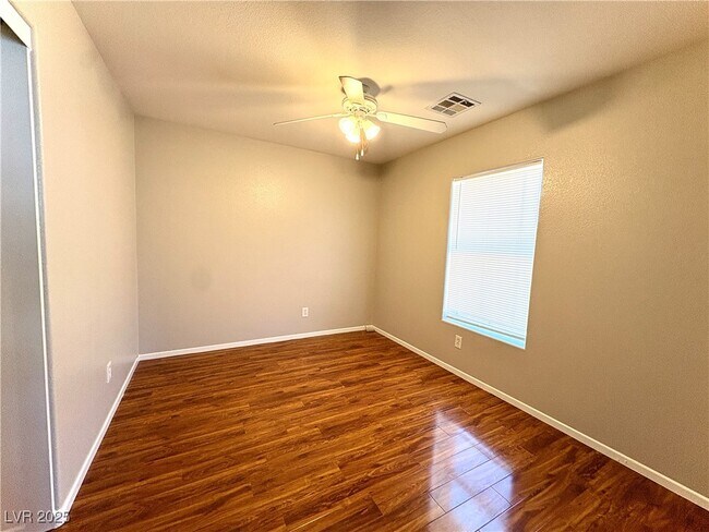 Building Photo - 4182 Cashew Ct