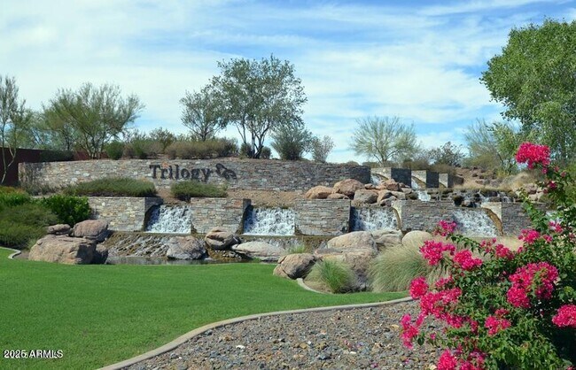 Building Photo - 13068 W Mine Trail
