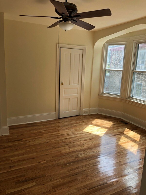 Building Photo - 20 Owen Ave