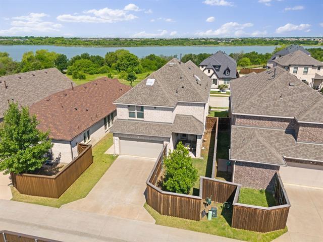 Building Photo - 2093 Almassera Dr