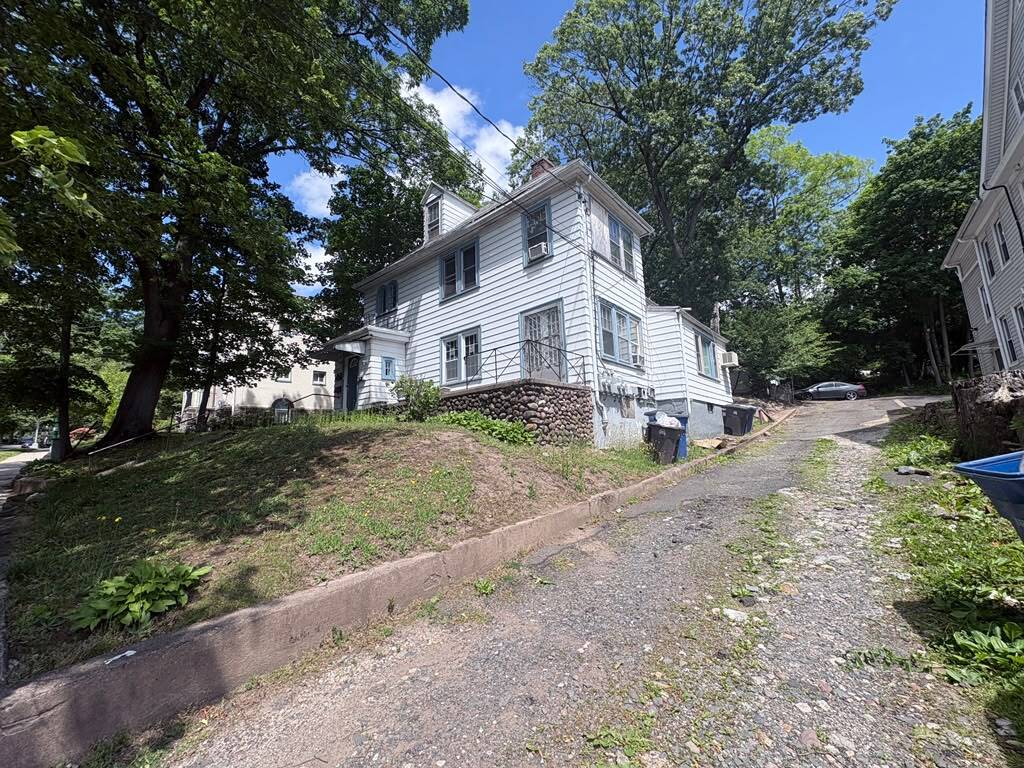 Building Photo - 1599 Ella T Grasso Blvd