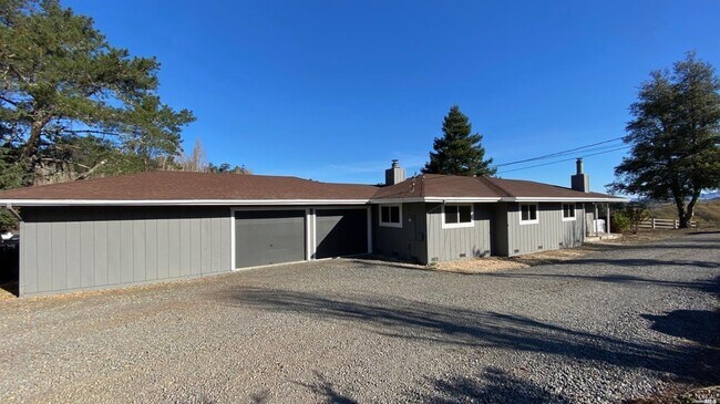 Building Photo - 3005 Blucher Valley Rd