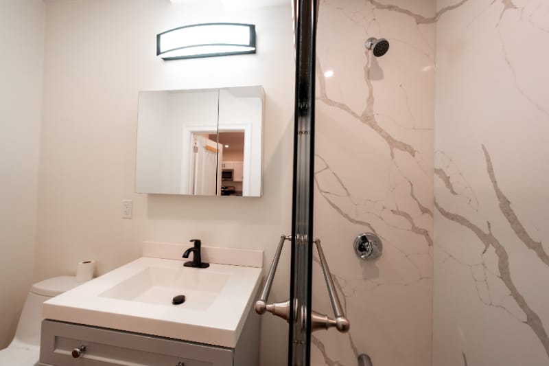 Building Photo - 19 Academy Dr