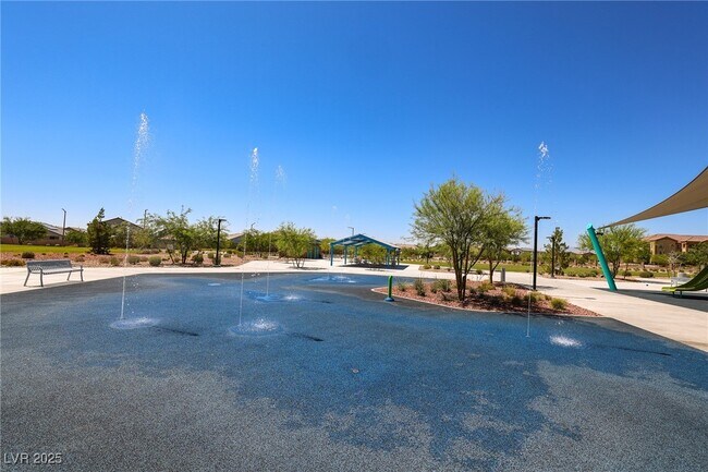 Building Photo - 4202 Lunar Cyn Ave
