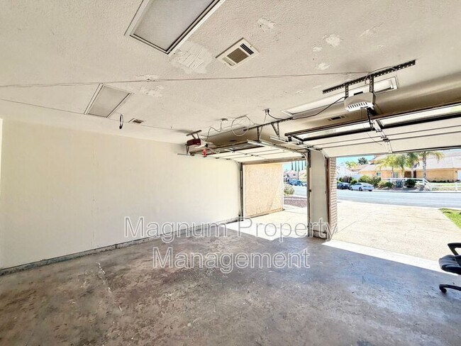 Building Photo - 22988 Joaquin Ridge Dr