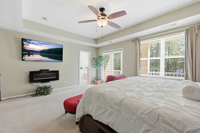 Building Photo - 4008 La Crema Dr