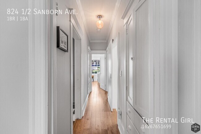 Building Photo - 824 1/2 Sanborn Ave.-