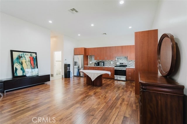 Building Photo - 833 E Verdugo Ave