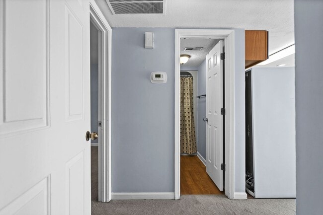 Building Photo - Now Allowing 1 small dog under 30Lbs - Spacious 2 bed/2 bath Deer Creek Villas-Surfside