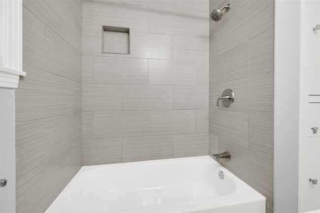 Building Photo - 501 Jerry St