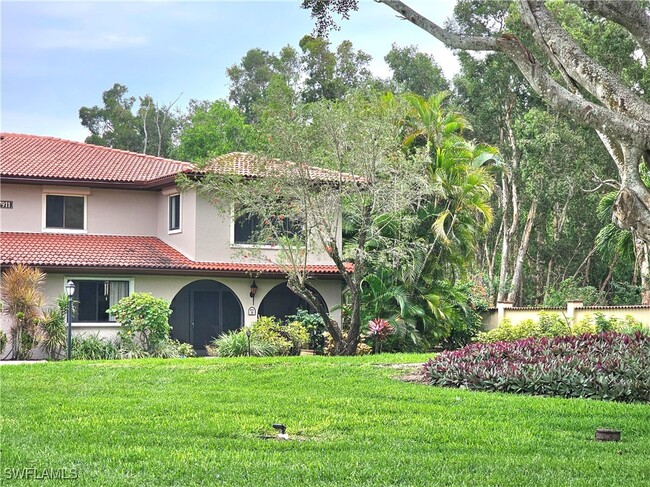 Building Photo - 27911 Hacienda E Blvd