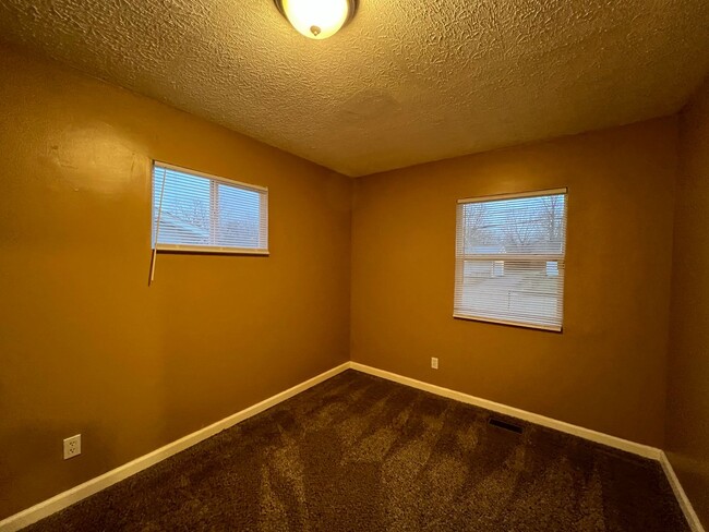 Building Photo - 5155 Rucks Rd
