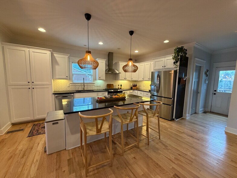 Building Photo - 1510 Ward Ave