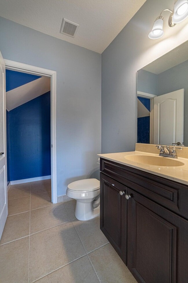 Building Photo - 4109 Macarthur Palm Trail