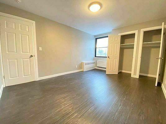 Building Photo - 3 bedroom in Bronx NY 10467