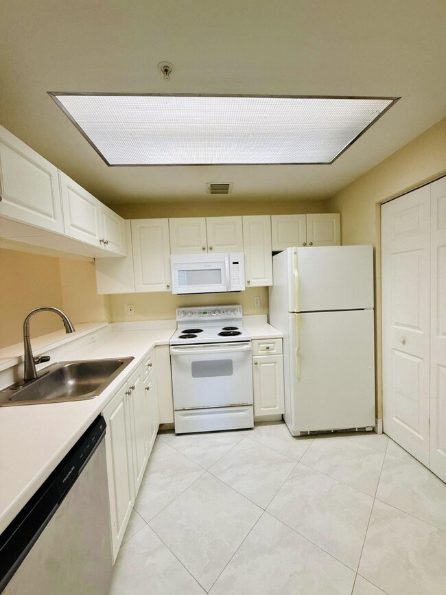 Building Photo - 2917 Tuscany Ct