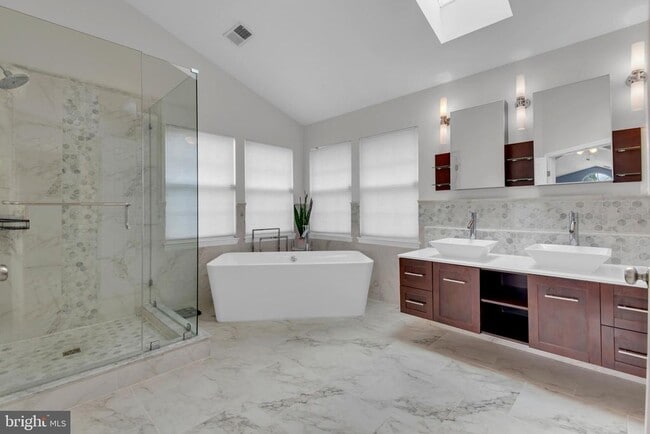Building Photo - 1402 Bermuda Dunes Ct