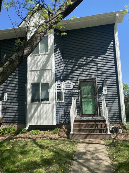 Building Photo - 487 Carroll Ave